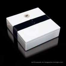 Fábrica de lujo de encargo plegable caja de regalo de papel / caja de cartón